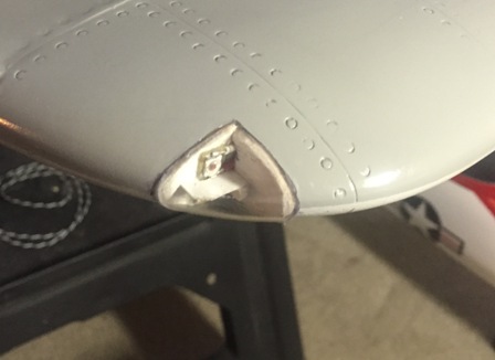 Left Wing Tip Lights 11