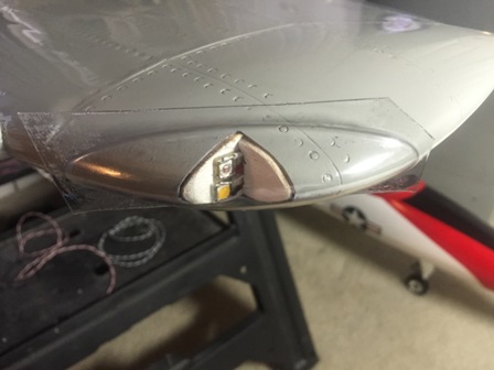 Left Wing Tip Lights 9